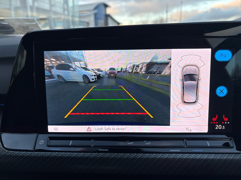 2023 Volkswagen Golf R-LINE 1.5 TSI MHEV 1 130HP €29,950