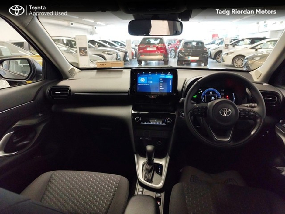 2025 Toyota Yaris Cross LUNA €30,950