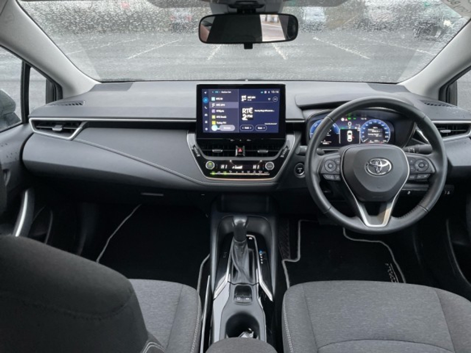 2023 Toyota Corolla Saloon - Luna Edition - 1.8 Hybrid - Automatic - Tax EUR 180 - 1 Owner From New // Remote Central Locking // Front Electric Windows // Rear Electric Windows // Electric Mirrors // Finger Tip Stereo Co €26,899