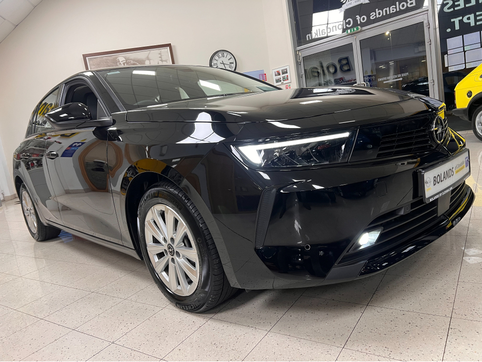 2024 Opel Astra Superb Value Automatic Diesel Low Kms High Spec New Generation Opel Astra 2024 www.bolands.ie Est.1955 €25,949