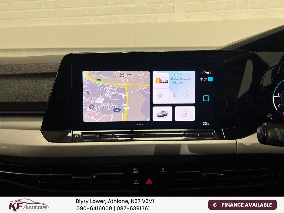 2023 Volkswagen Golf - image 27