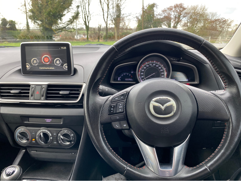 2016 Mazda Mazda3 1.5 D 105PS EXECUTIVE IPM 4 4DR €10,500