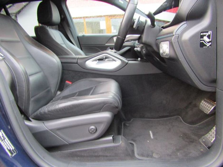 2022 Mercedes-Benz GLE Class - image 14