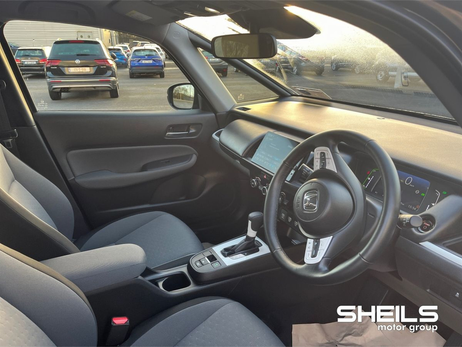 2025 Honda Jazz - image 11