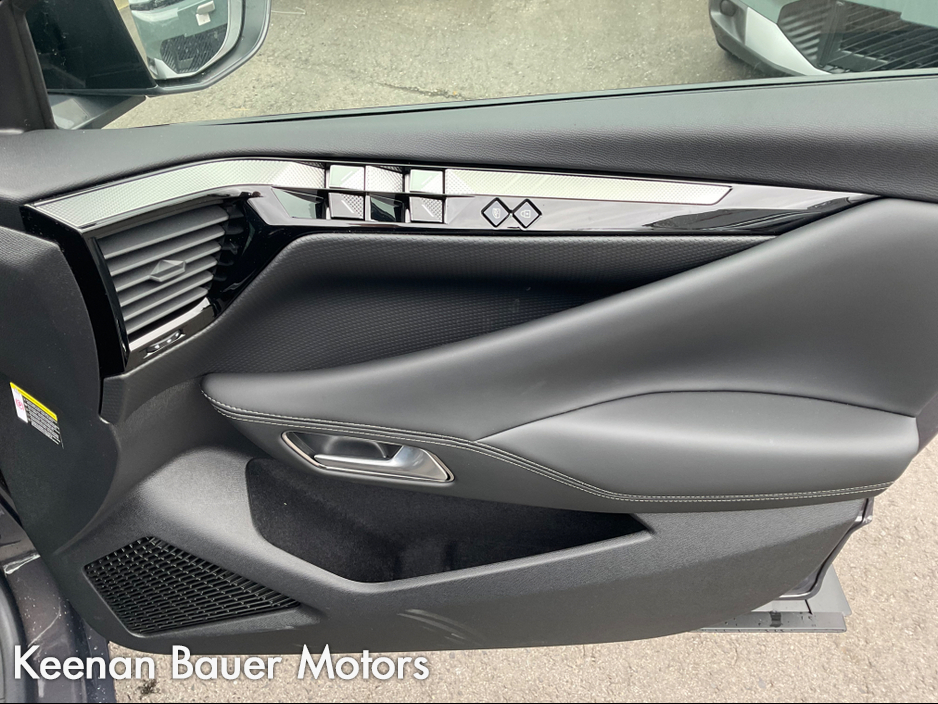 2026 DS Automobiles DS 4 - image 11