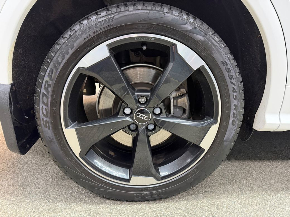 2019 Audi Q5 - image 20