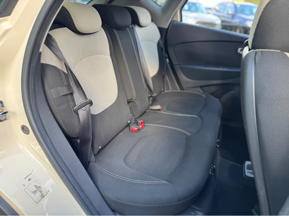 2019 Renault Captur - image 18