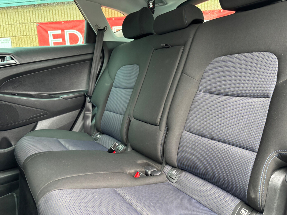 2016 Hyundai Tucson - image 14