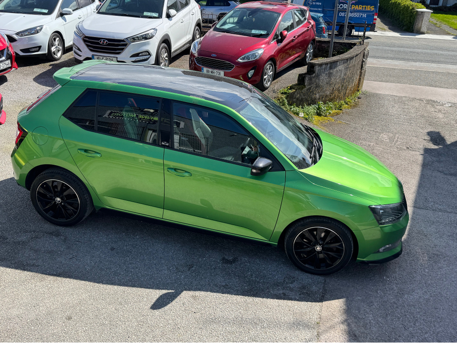 2017 Skoda Fabia - image 2