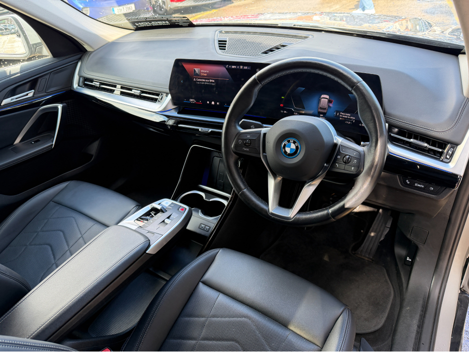 2023 BMW iX1 - image 15