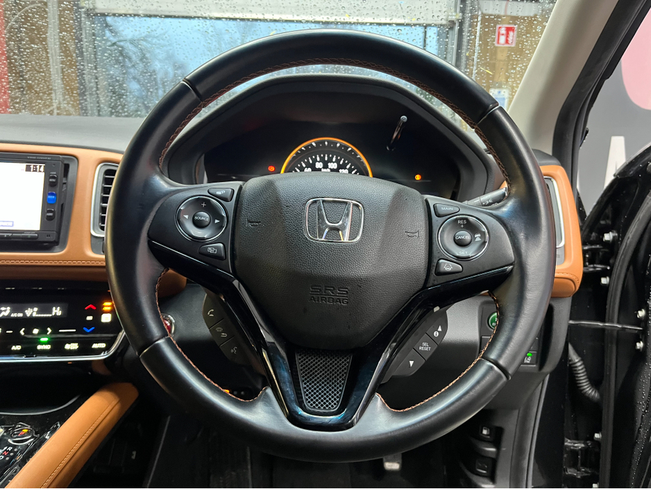 2017 Honda Vezel €17950! 2017 HONDA VEZEL HYBRID Z SENSING 1.5 AUTOMATIC / CRUISE CONTROL / REVERSE CAMERA / HEATED SEATS €17,950