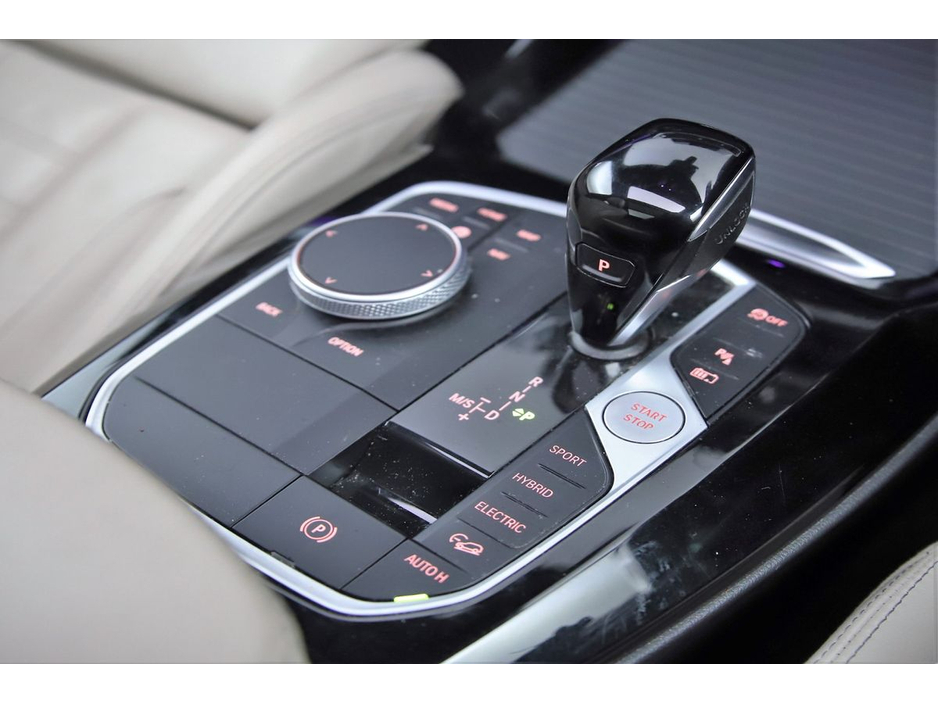 2023 BMW X3 - image 19