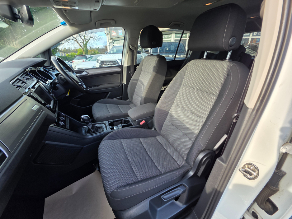 2016 Volkswagen Touran ( 162 REG ) 1.4 TSI 7 SEATER CARPLAY ANDROID AUTO LARGE TOUCH SCREEN - SPECIALISING IN IMPORTS OF GERMAN AUTOMATIC HI SPEC €16,950