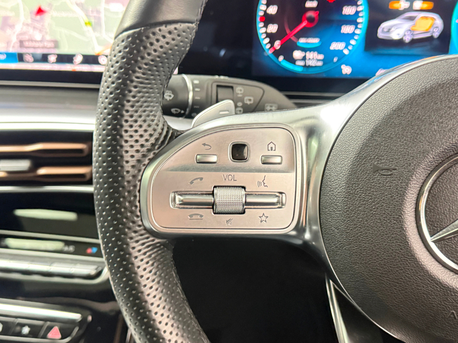 2023 Mercedes-Benz EQC - image 19