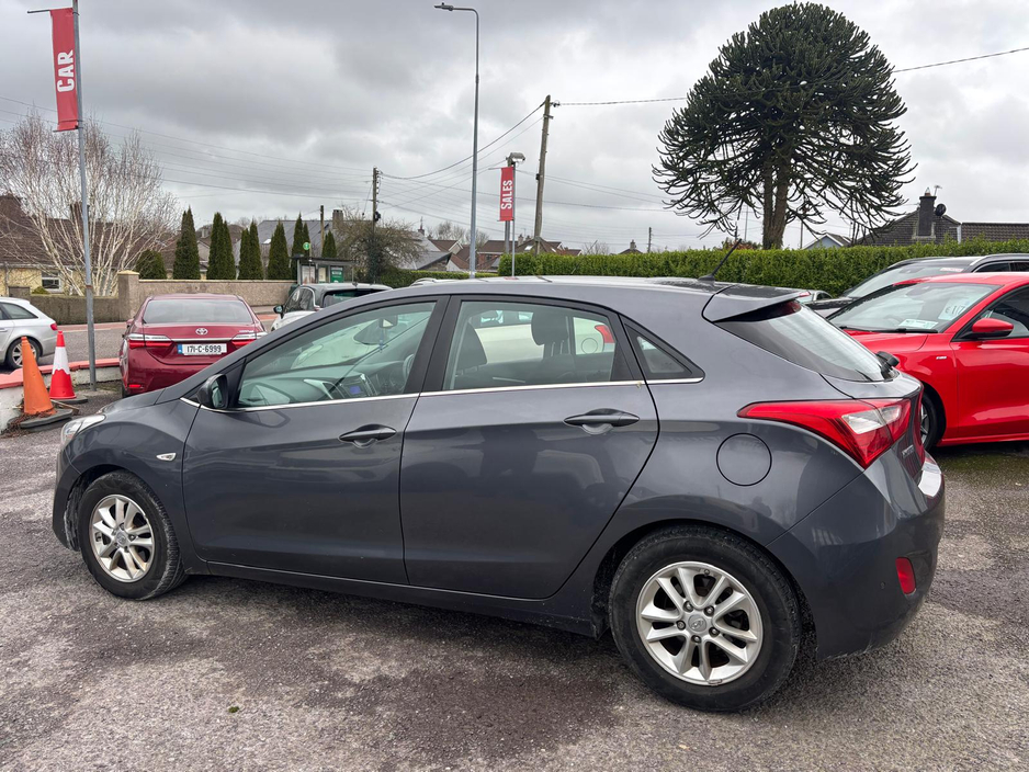 2015 Hyundai i30 - image 7