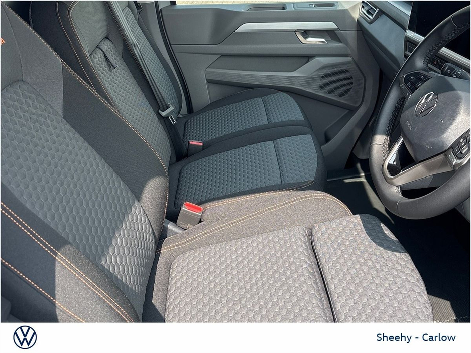 2026 Volkswagen Transporter - image 8