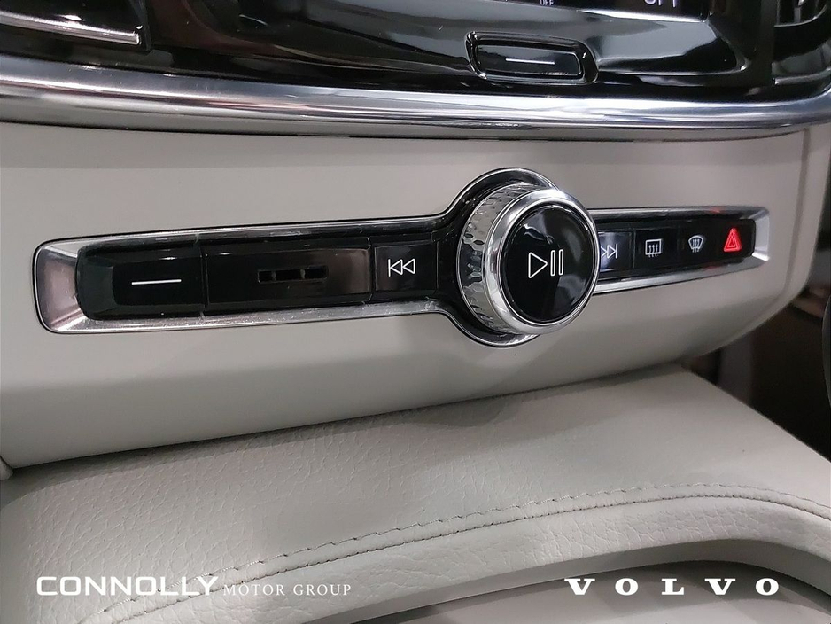 2020 Volvo V90 D4 Momentum Auto €384pm €34,945