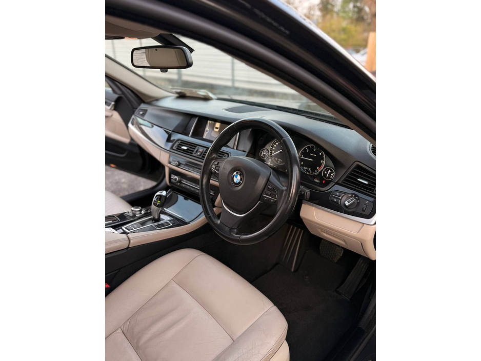 2014 BMW 5 Series - image 33