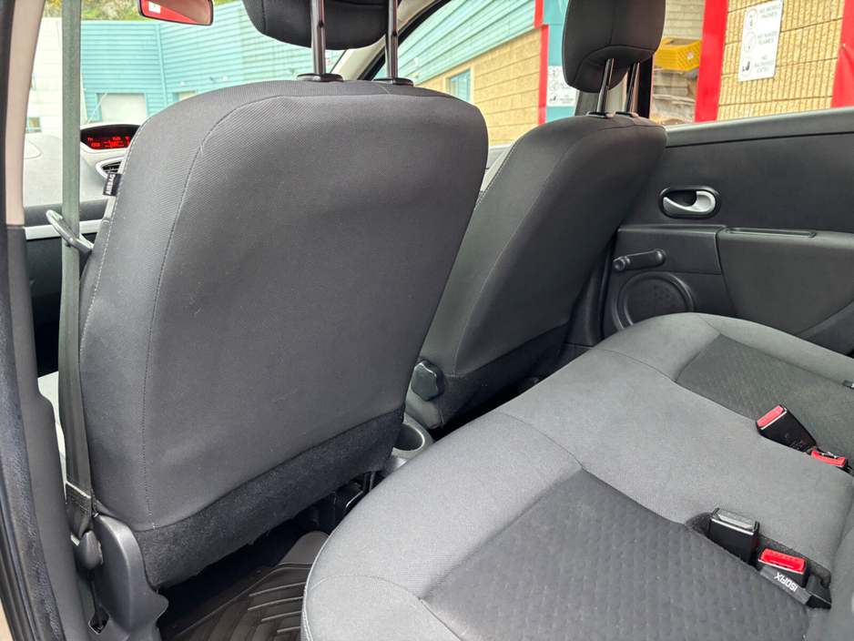 2011 Renault Clio 1.2 16V ETHANOL ROYALE ECO €3,450