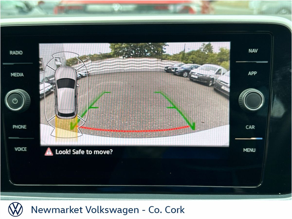 2023 Volkswagen T-Roc - image 18