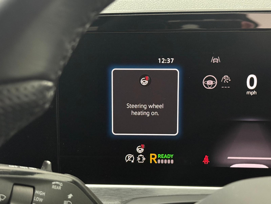 2025 Volkswagen Passat R-LINE 1.5 PHEV DSG €42,990