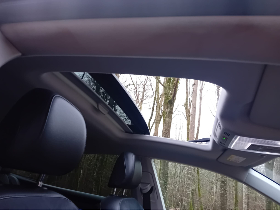 2017 Volkswagen Arteon - image 17