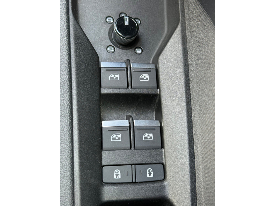 2023 Audi Q4 e-tron - image 26