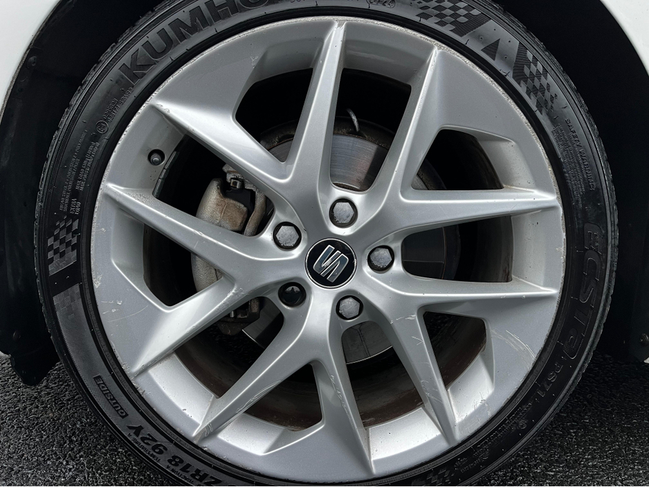 2015 SEAT Leon 1.4 TSI FR 125BHP NAV €10,900