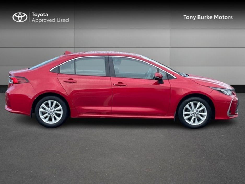 2023 Toyota Corolla Saloon - Luna Edition - 1.8 Hybrid - Automatic - Tax EUR 180 - 1 Owner From New // Remote Central Locking // Front Electric Windows // Rear Electric Windows // Electric Mirrors // Finger Tip Stereo Co €25,899