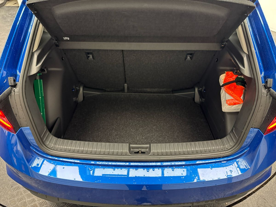 2025 Skoda Fabia - image 9