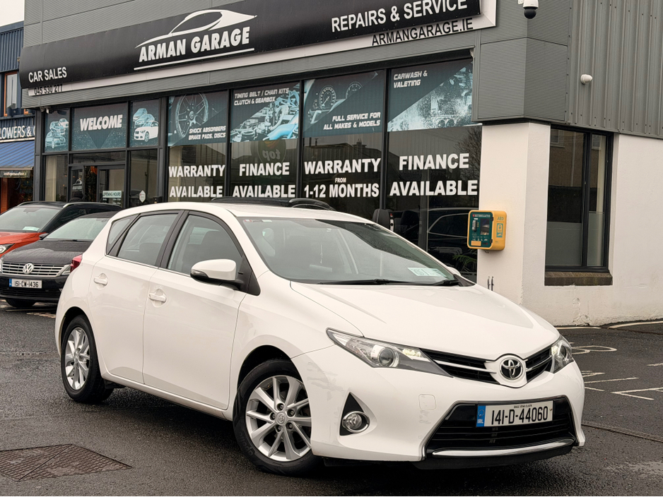 2014 Toyota Auris 1.4 D-4D ICON S/S 5DR €5,950