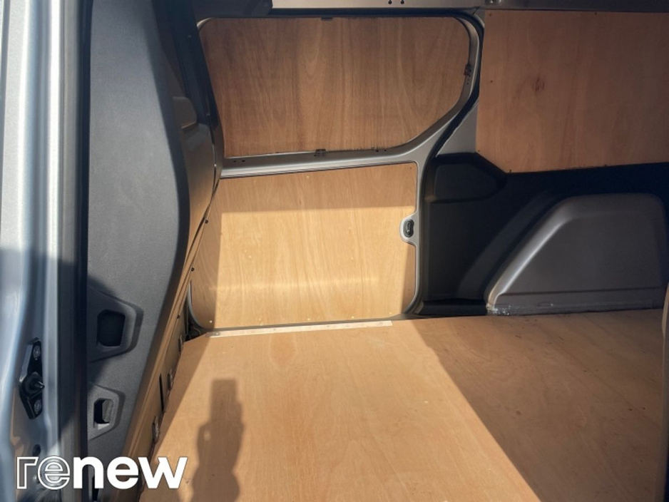 2026 Renault Kangoo - image 11