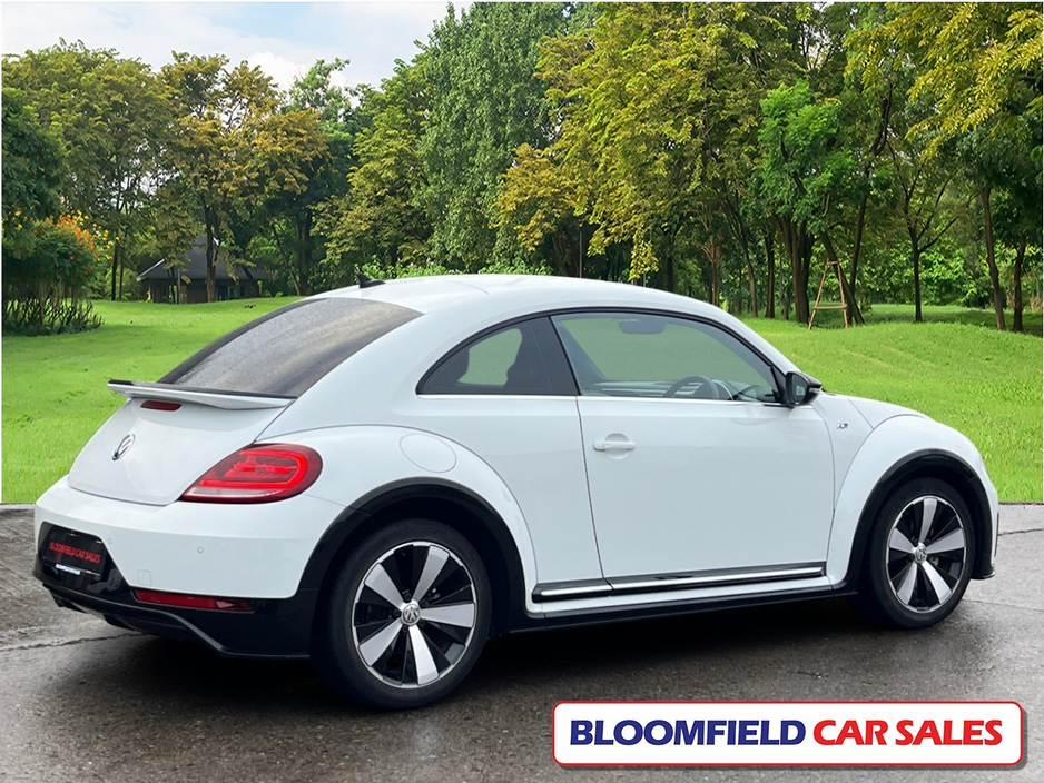 2019 Volkswagen Beetle - image 7
