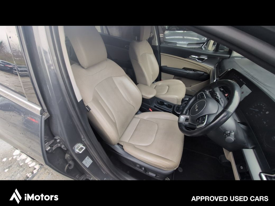 2022 Kia Sportage - image 20