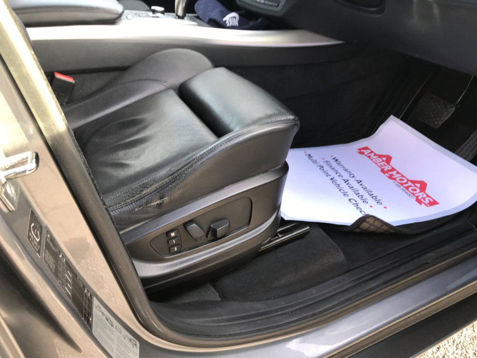 2009 BMW X5 - image 39