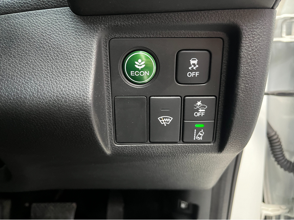 2020 Honda Vezel - image 12