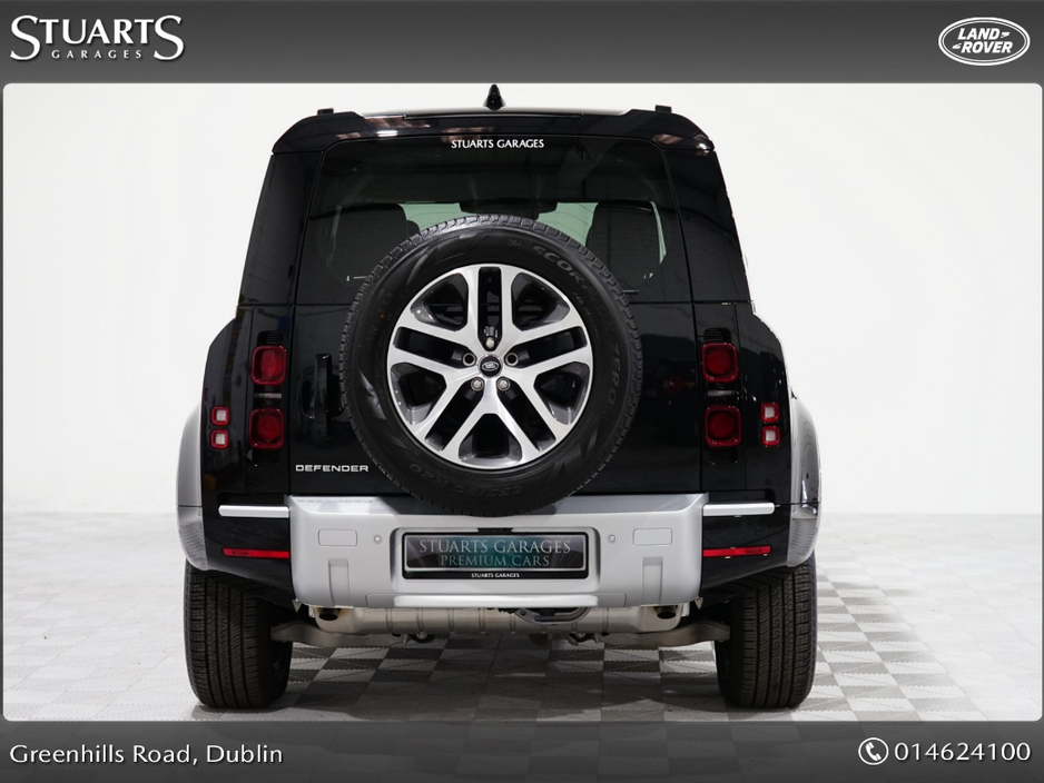 2023 Land Rover Defender - image 8