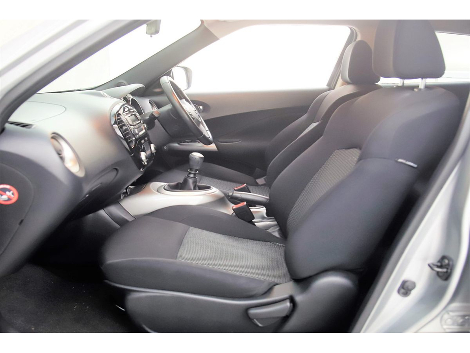 2017 Nissan Juke - image 15