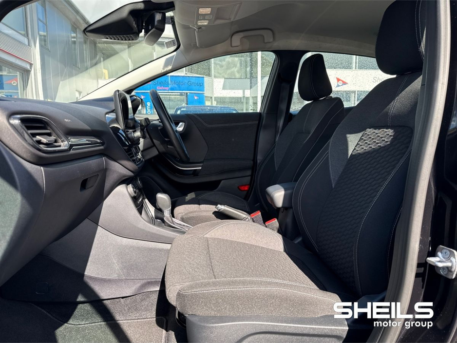 2022 Ford Puma - image 5