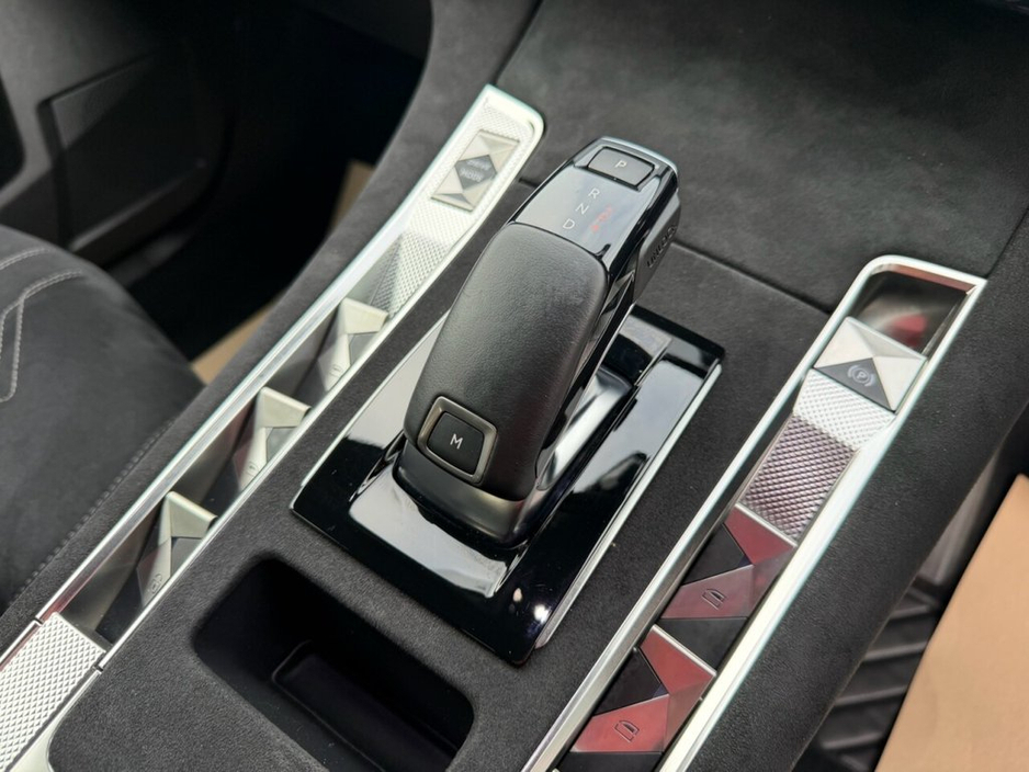 2023 DS Automobiles DS 7 - image 25