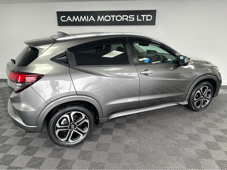 2020 Honda Vezel - image 4