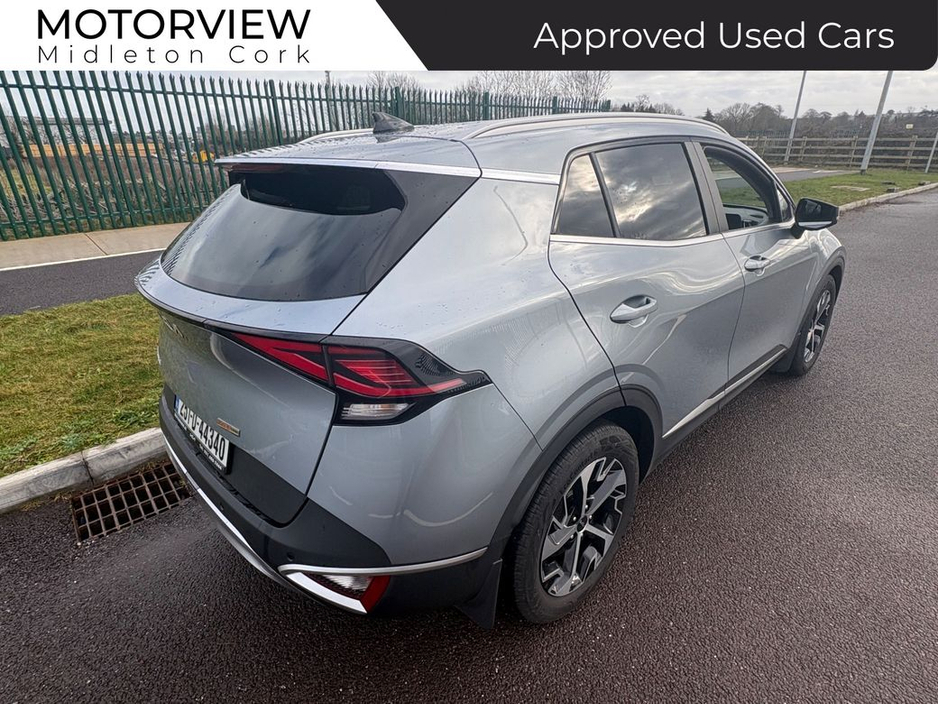 2025 Kia Sportage - image 6