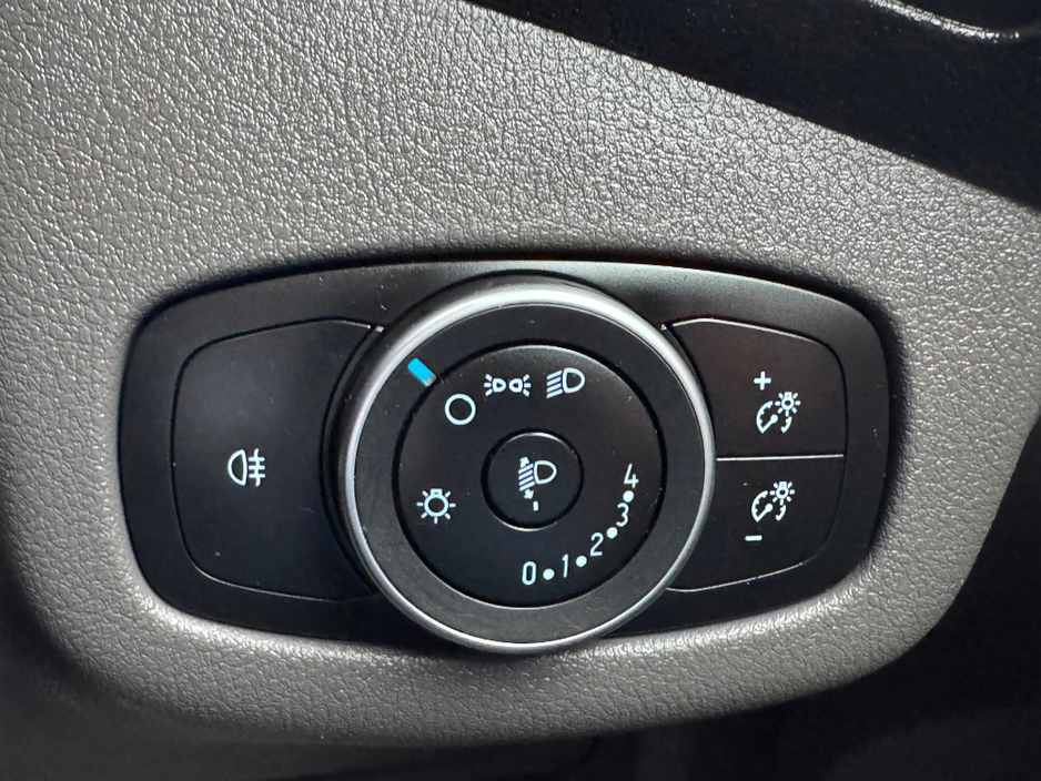 2022 Ford Transit Connect 1.5 TDCI SWB // PRICE EXCL. VAT // ONLY 61K KM'S // FULL SERVICE HISTORY // EXCELLENT CONDITION // ONE OWNER // €11,341