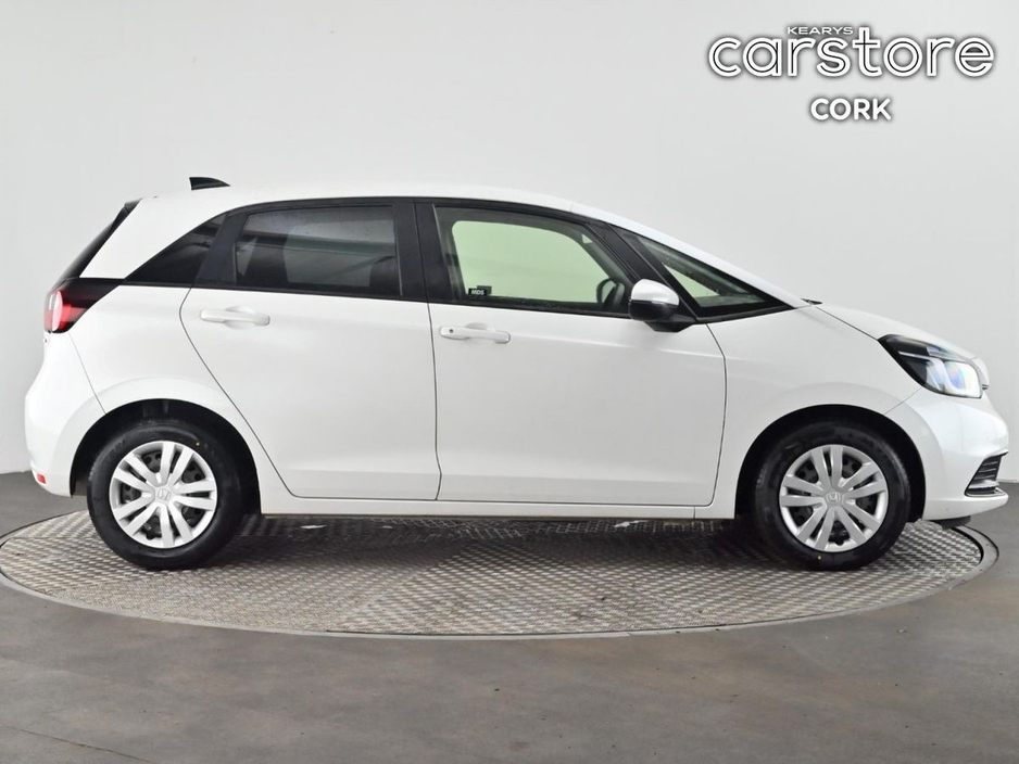 2023 Honda Jazz - image 2