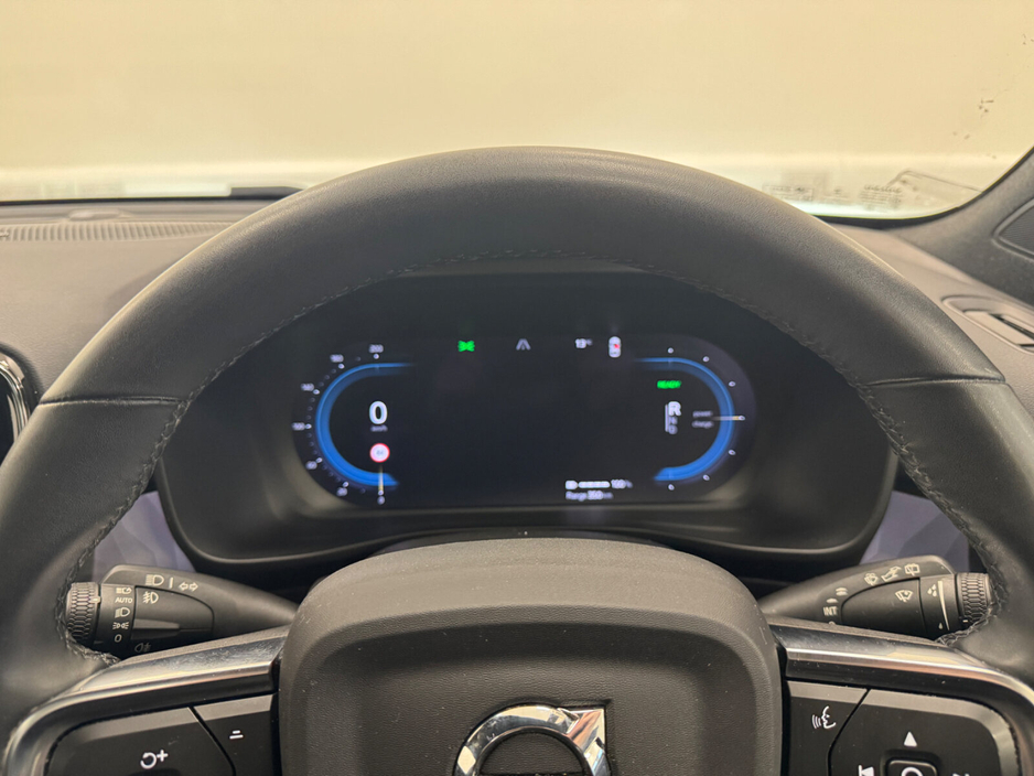 2022 Volvo XC40 BEV 231hp Ultimate €29,950