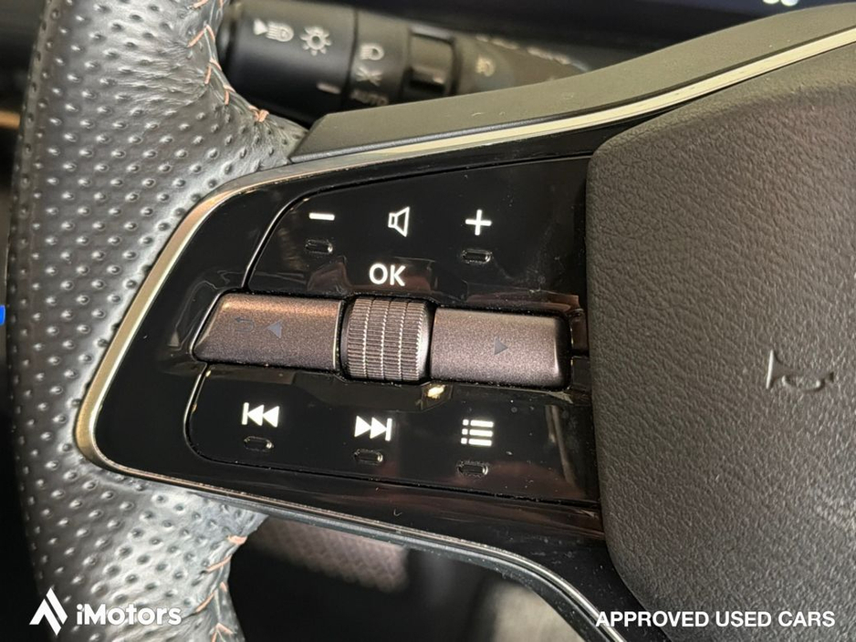 2024 Nissan Ariya - image 27