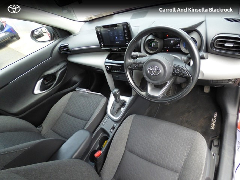 2023 Toyota Yaris Cross Hybrid Luna €26,950