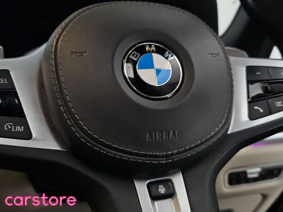 2020 BMW X5 - image 14