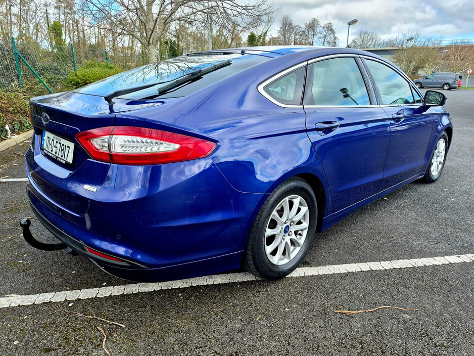 2017 Ford Mondeo - image 9