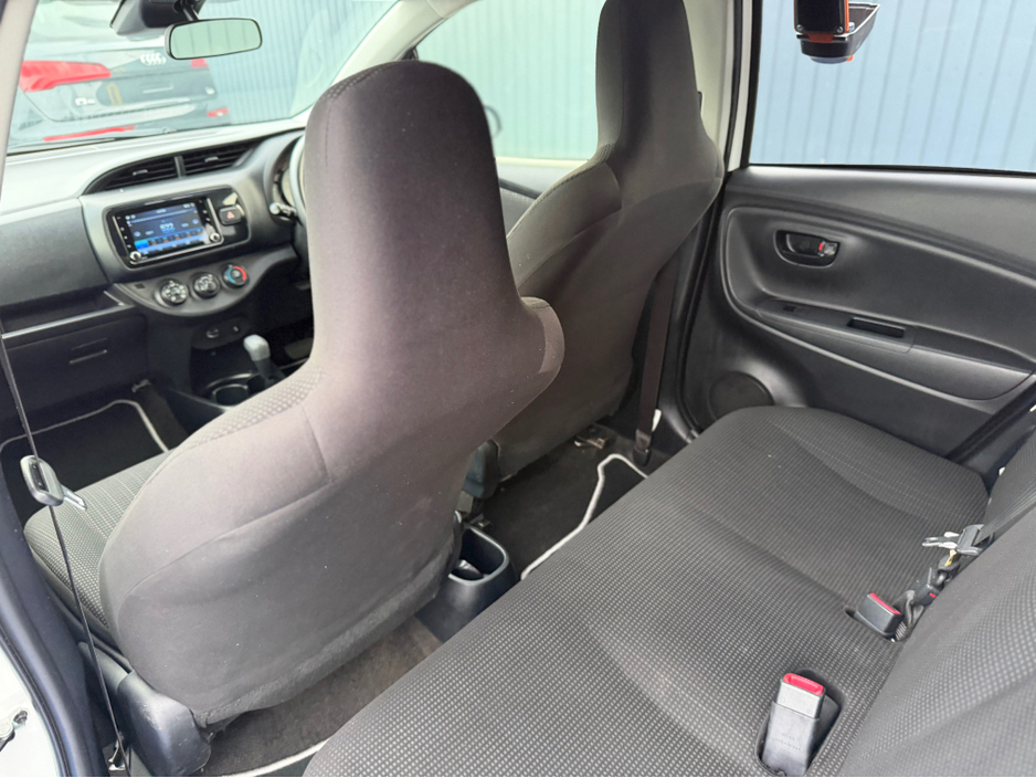 2019 Toyota Yaris - image 36